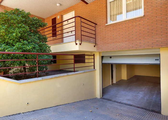 Casa Con Piscina En El Centro